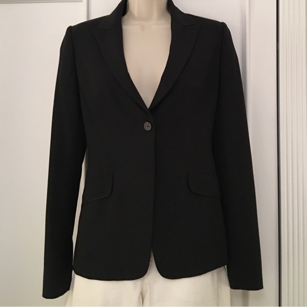 Elie Tahari Lightweight Wool Blazer Black